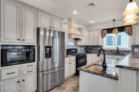 385 Kingfisher Road Tuckerton NJ 08087