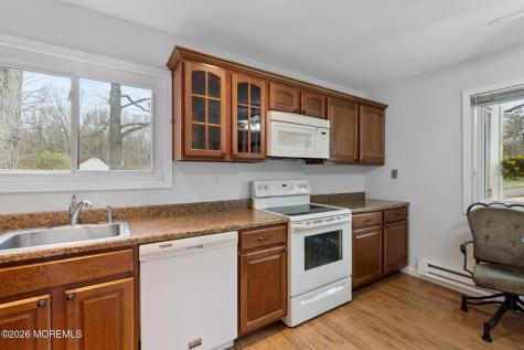 102 Arrowood Road Manalapan NJ 07726