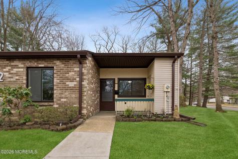 102 Arrowood Road Manalapan NJ 07726