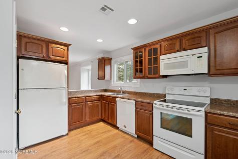 102 Arrowood Road Manalapan NJ 07726