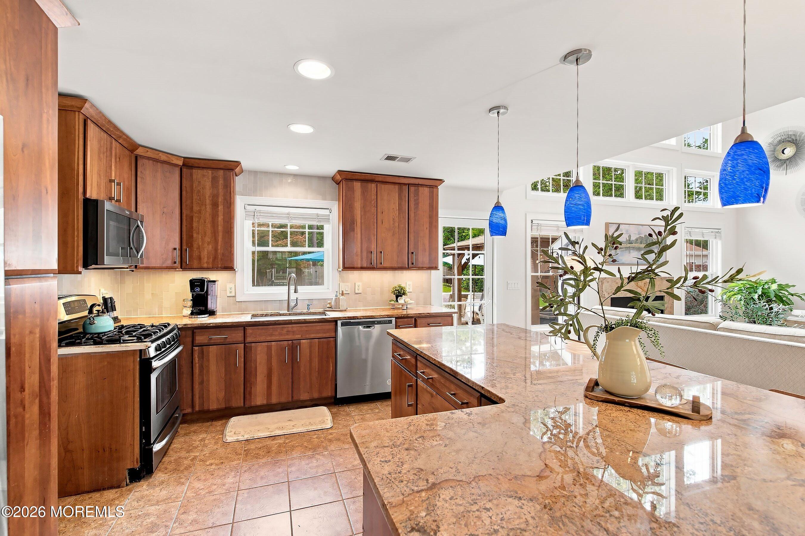 522 Lincoln Place Bayville NJ 08721