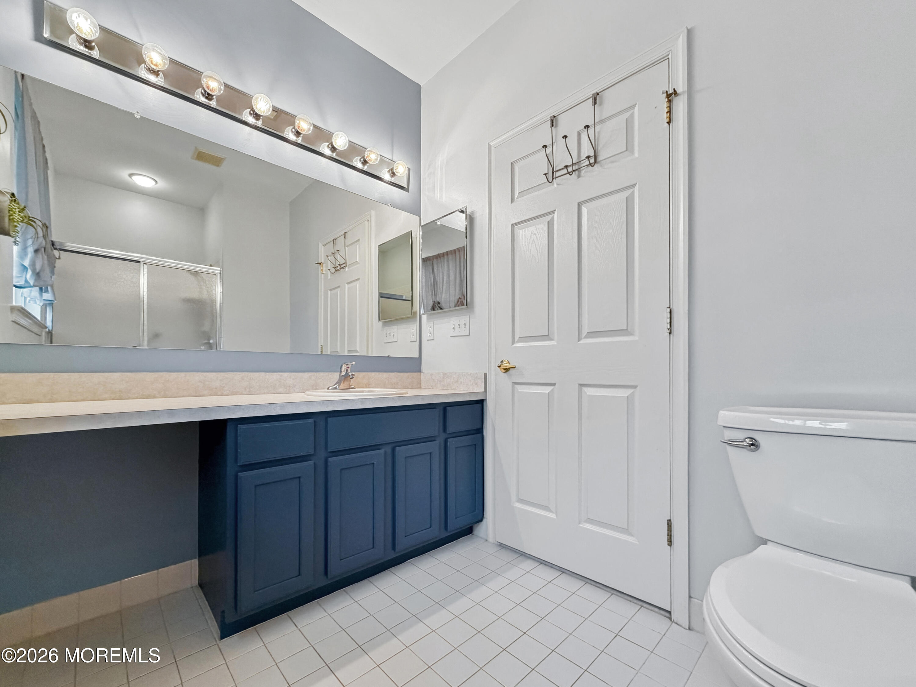 2 Warwick Court Barnegat NJ 08005