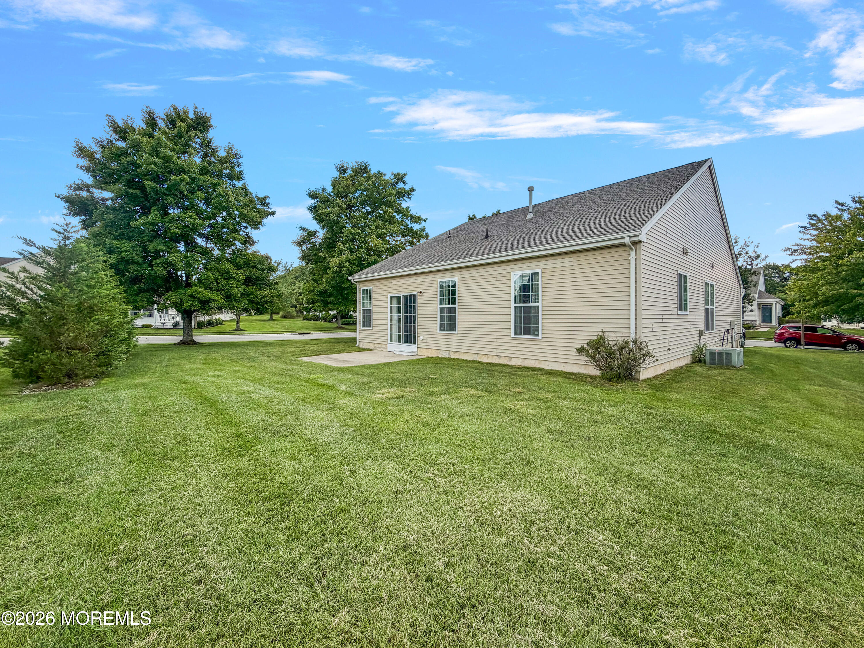 2 Warwick Court Barnegat NJ 08005