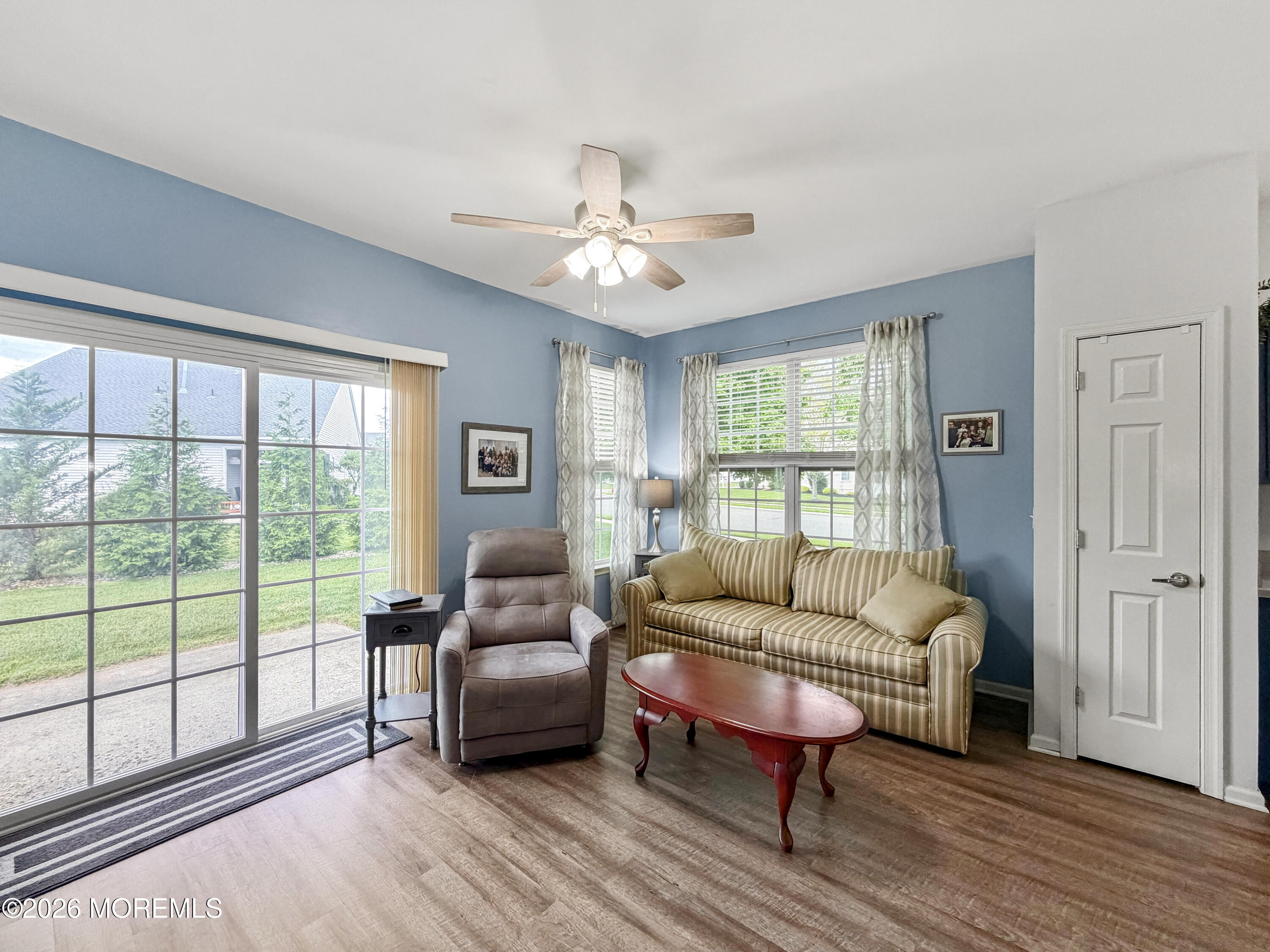 2 Warwick Court Barnegat NJ 08005