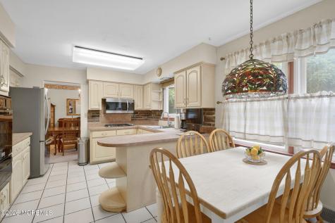 4 Duncan Drive Morganville NJ 07751