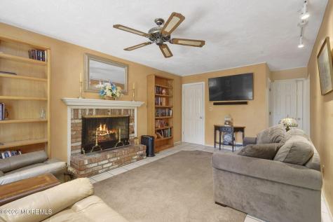 4 Duncan Drive Morganville NJ 07751