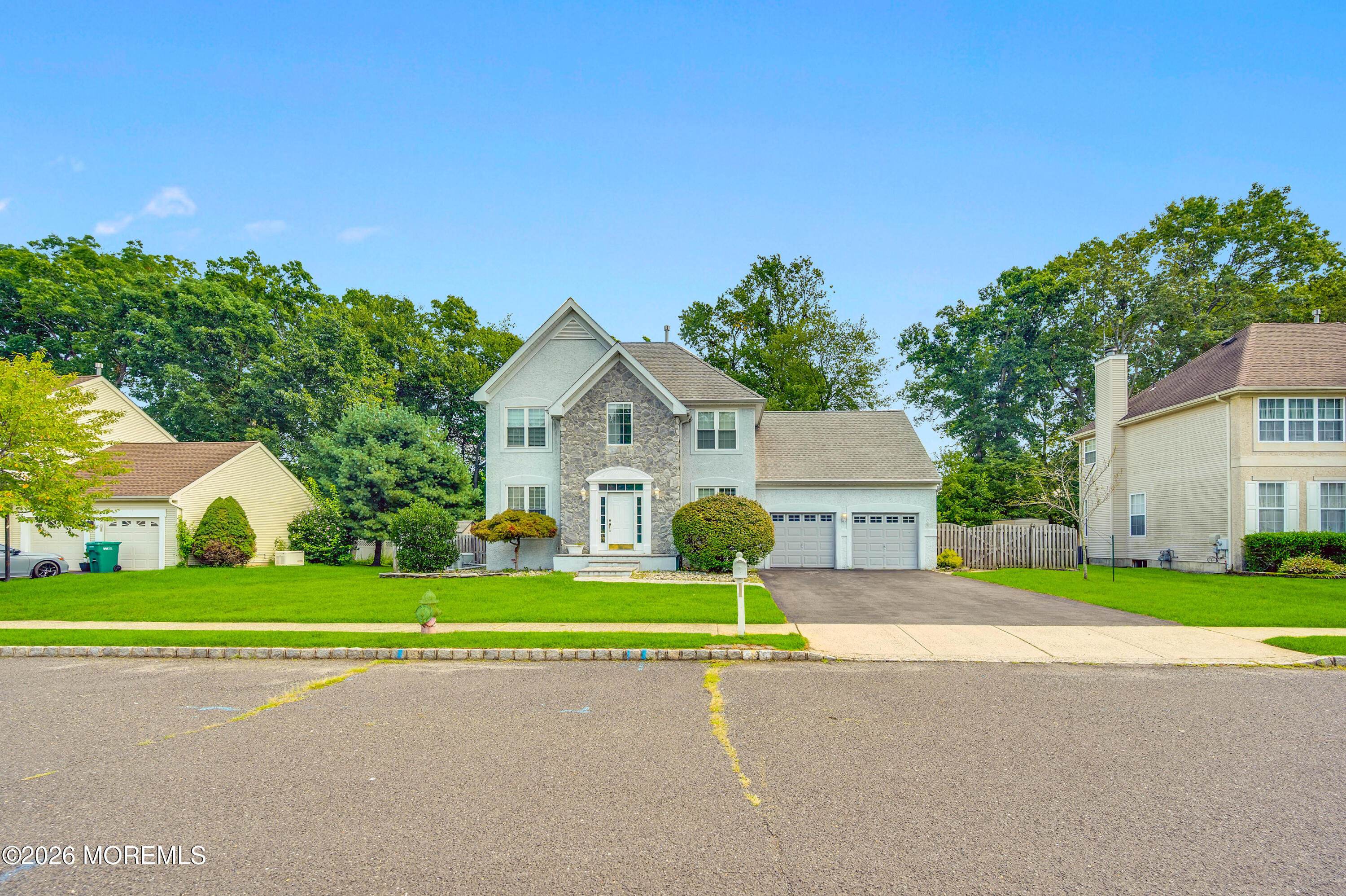 39 Danella Way Howell NJ 07731