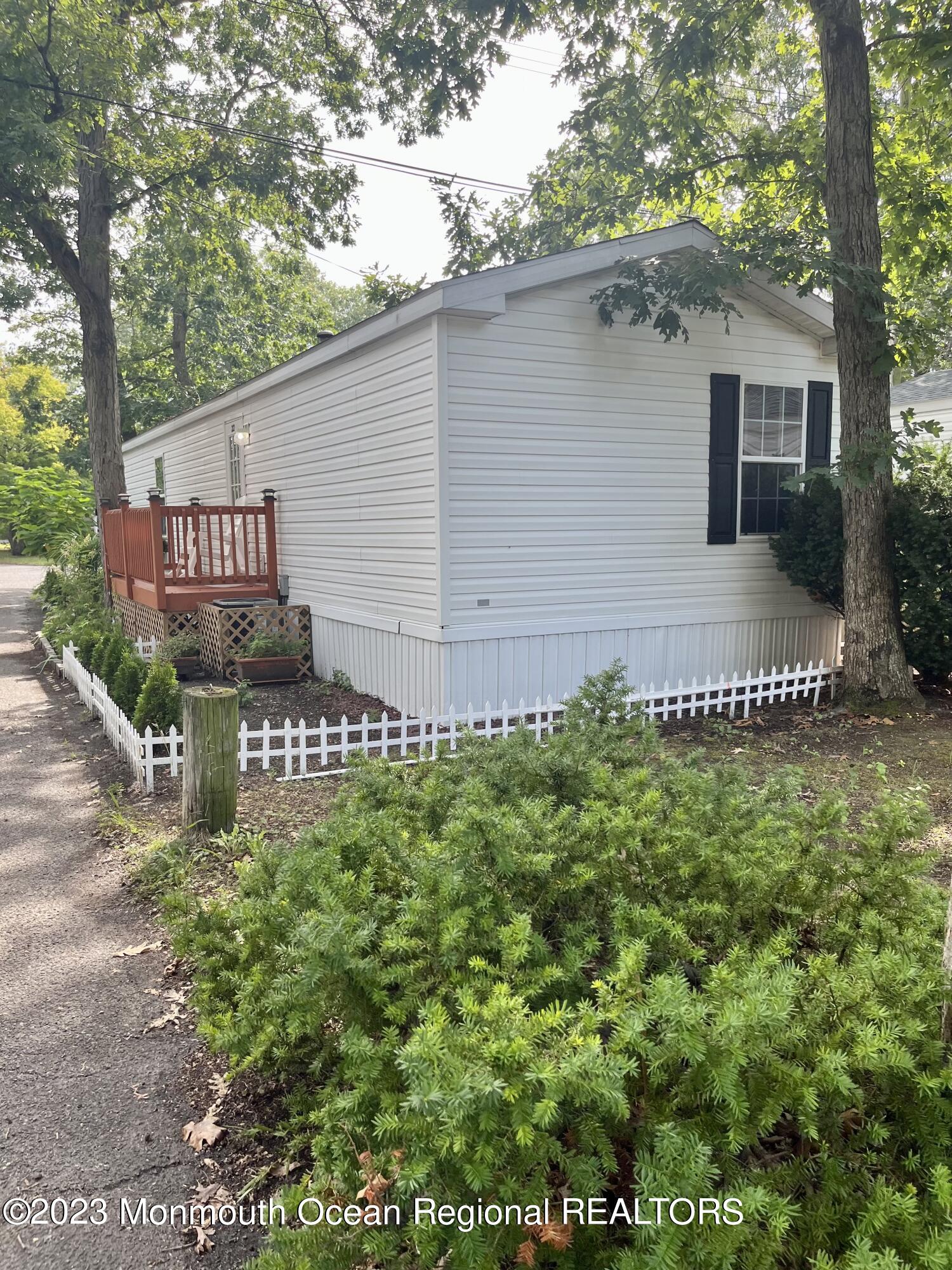 22 Pinewood Trail Brick NJ 08724