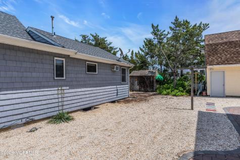 108 Shore Road Surf City NJ 08008