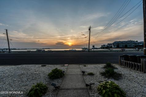 108 Shore Road Surf City NJ 08008