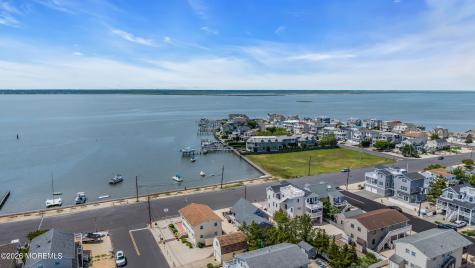 108 Shore Road Surf City NJ 08008