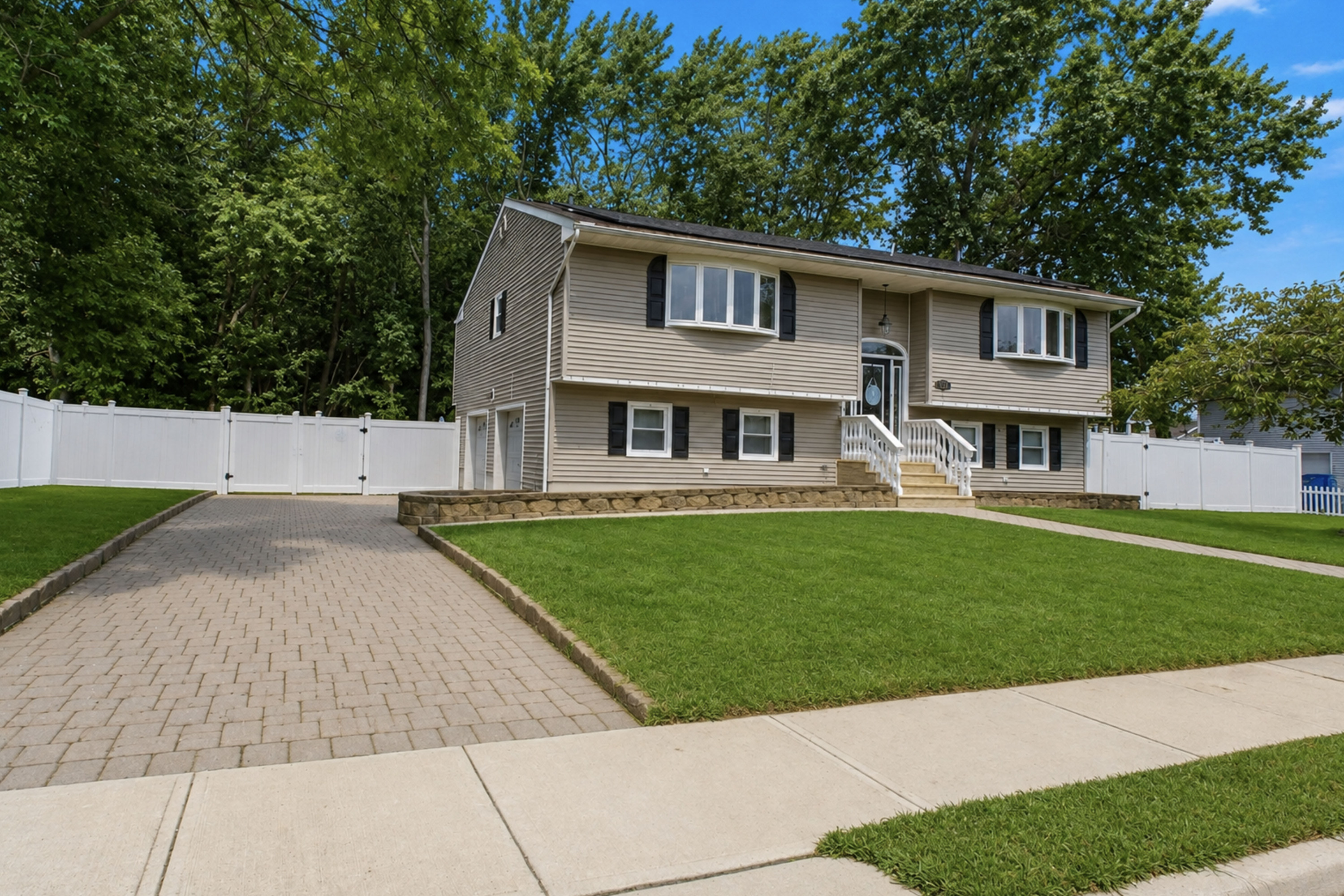 1203 Thomas Avenue Ocean Twp NJ 07712