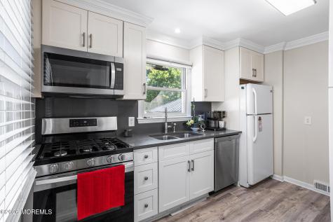 5 Schiverea Avenue Freehold NJ 07728