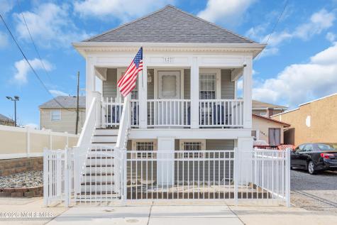 127 Hamilton Avenue Seaside Heights NJ 08751