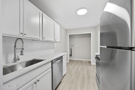 127 Amberly Drive Manalapan NJ 07726