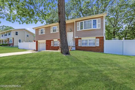 202 Murray Street Lakewood NJ 08701
