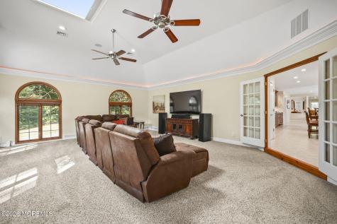10 Country Club Lane Marlboro NJ 07746