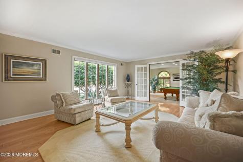 10 Country Club Lane Marlboro NJ 07746