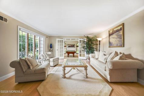 10 Country Club Lane Marlboro NJ 07746