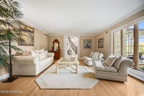 10 Country Club Lane Marlboro NJ 07746