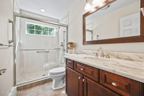 10 Country Club Lane Marlboro NJ 07746