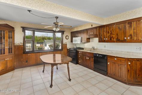 436 Paxson Avenue Hamilton NJ 08690