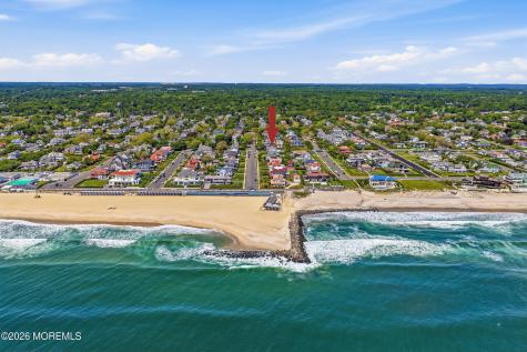 25 Cedar Avenue Allenhurst NJ 07711