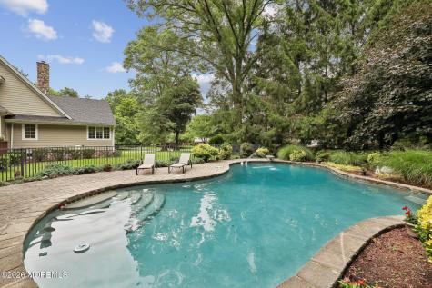 10 Arcadia Road Woodcliff Lake NJ 07677