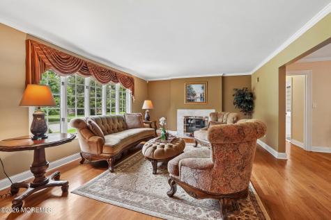 10 Arcadia Road Woodcliff Lake NJ 07677