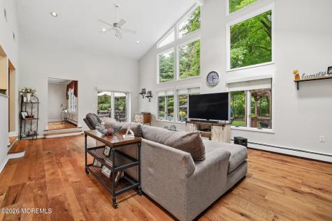 10 Arcadia Road Woodcliff Lake NJ 07677