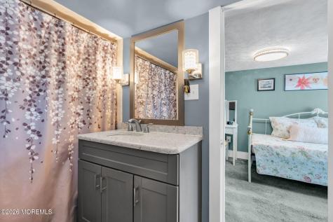 10 Lasatta Avenue Englishtown NJ 07726