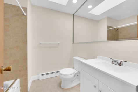 27 Tropicana Court Toms River NJ 08757