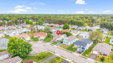 27 Tropicana Court Toms River NJ 08757