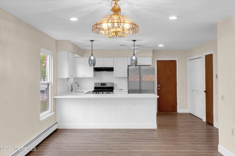 27 Tropicana Court Toms River NJ 08757