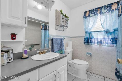 14 Dolan Avenue Aberdeen NJ 07747