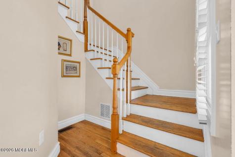 14 Dolan Avenue Aberdeen NJ 07747