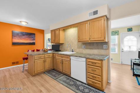 14 Dolan Avenue Aberdeen NJ 07747