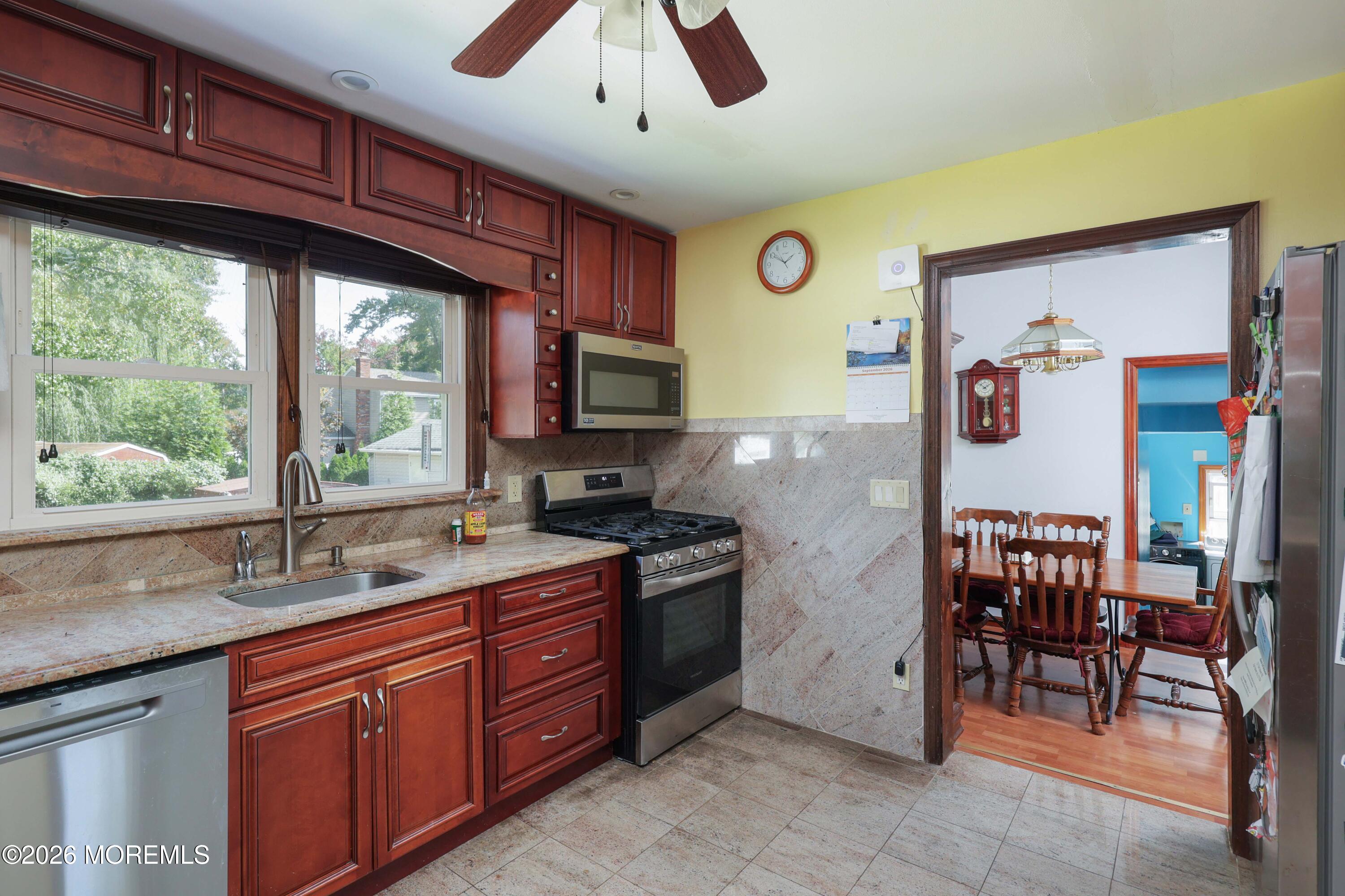 32 Sunset Place Middletown NJ 07748