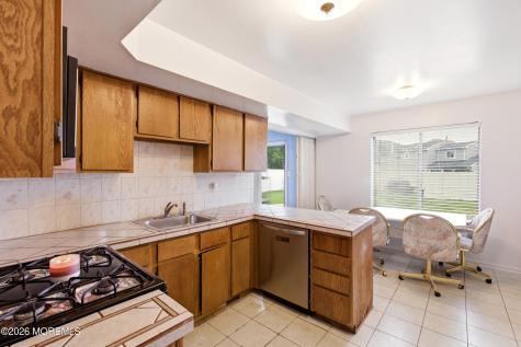 9 Snowdrift Lane Howell NJ 07731