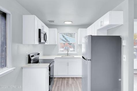 8B Flintlock Lane Whiting NJ 08759