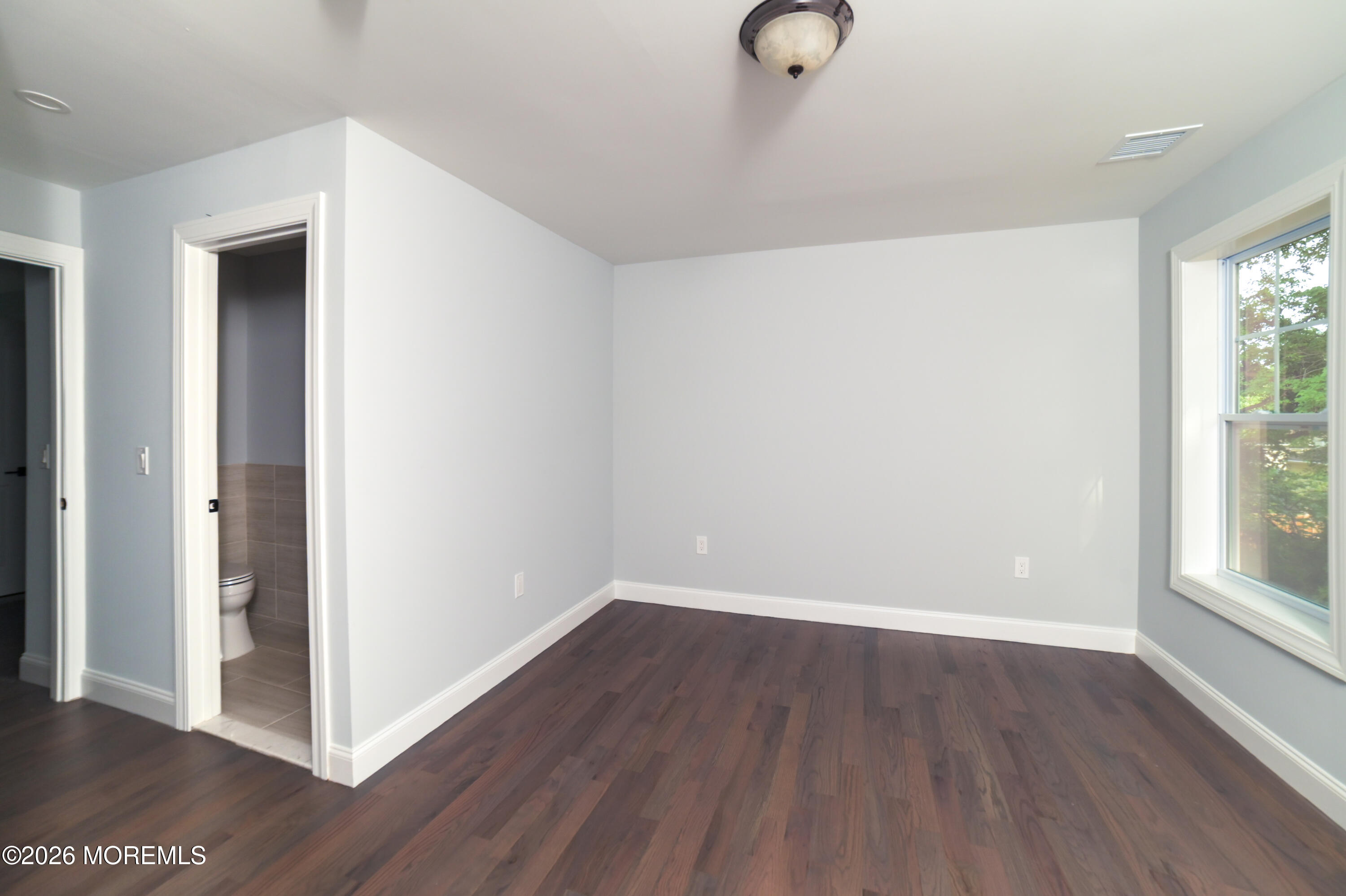 128 Center Avenue Leonardo NJ 07737