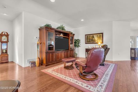 12 Marlowe Court Smithville NJ 08205