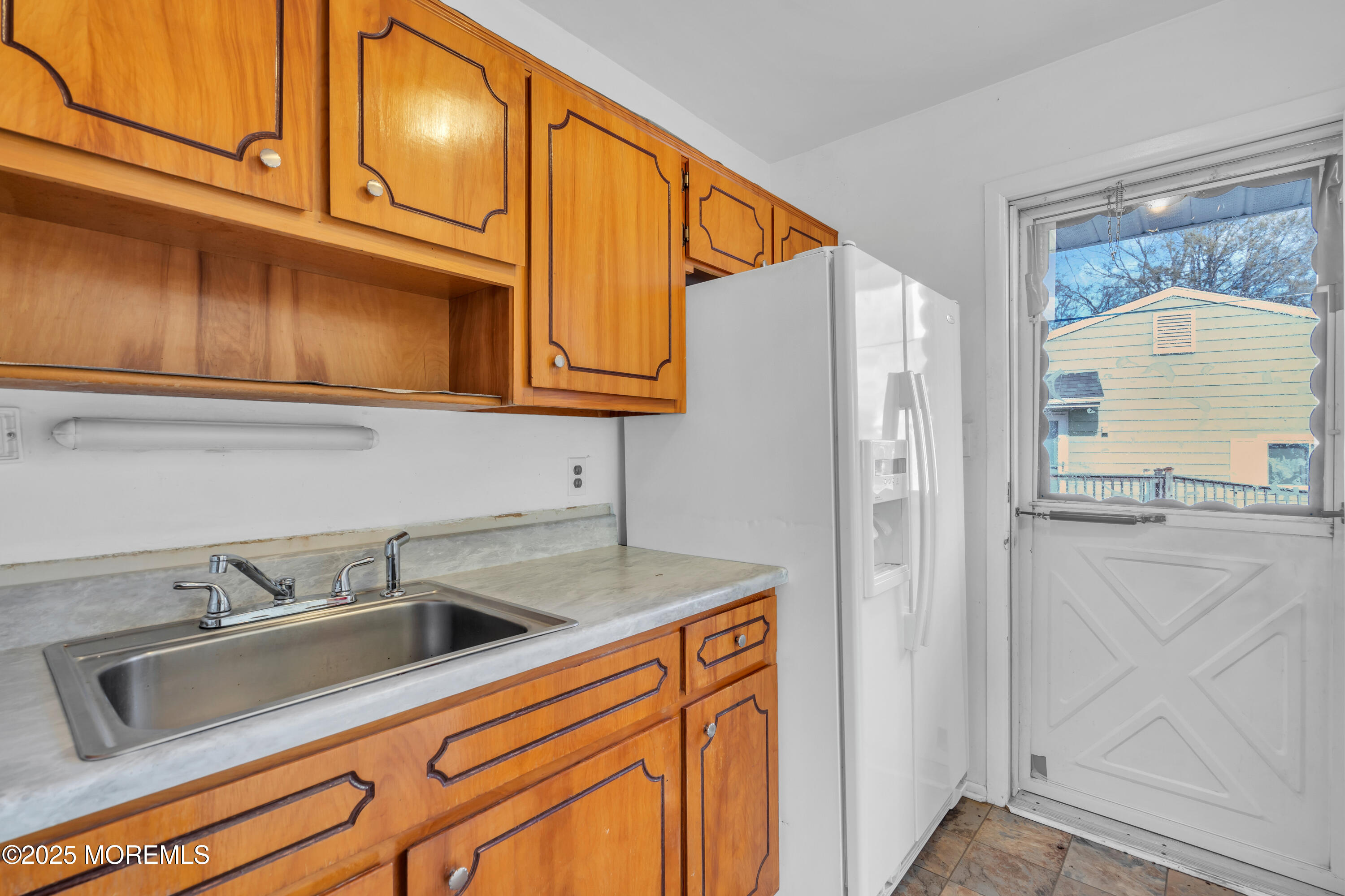 14 Nebraska Drive Whiting NJ 08759