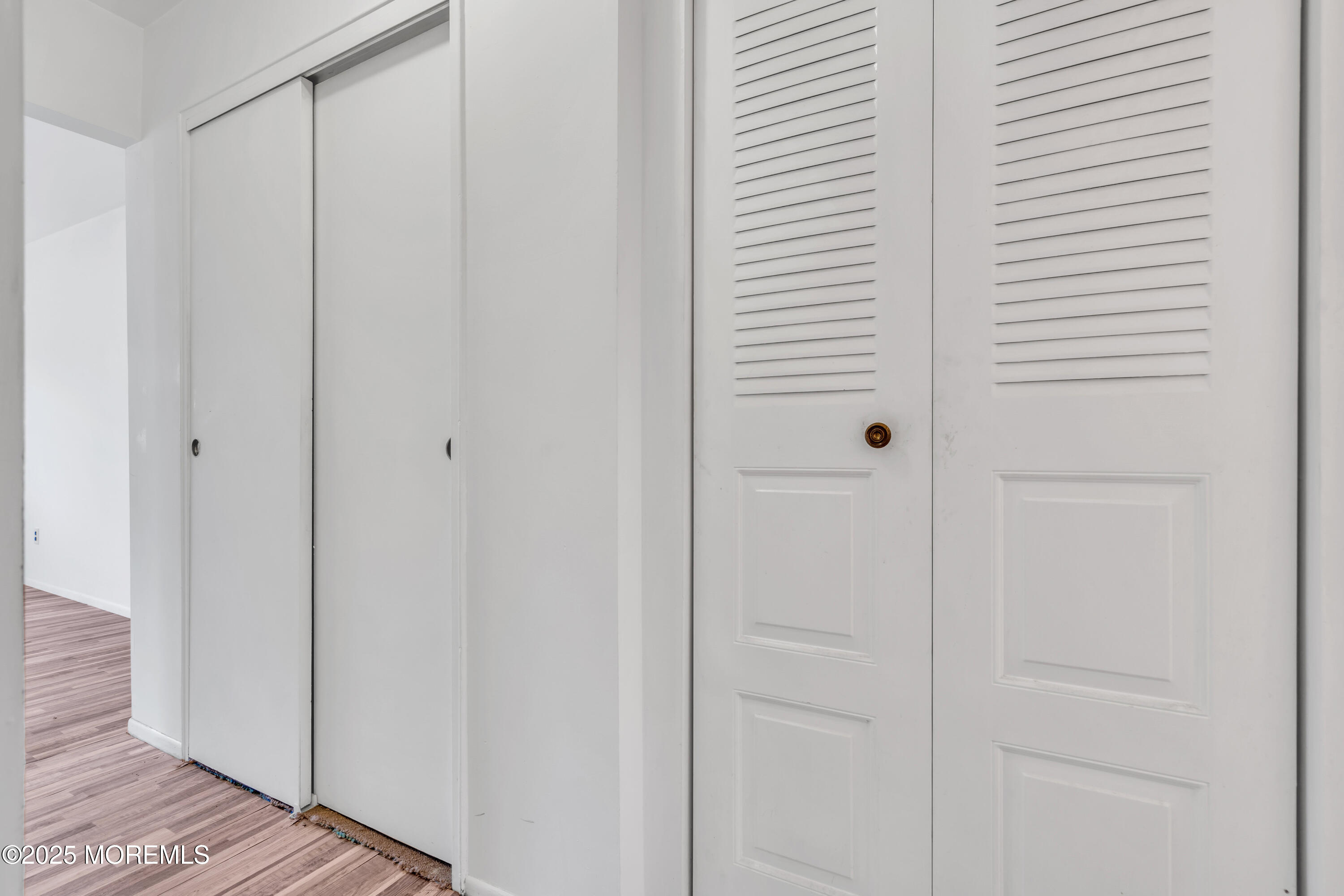 14 Nebraska Drive Whiting NJ 08759