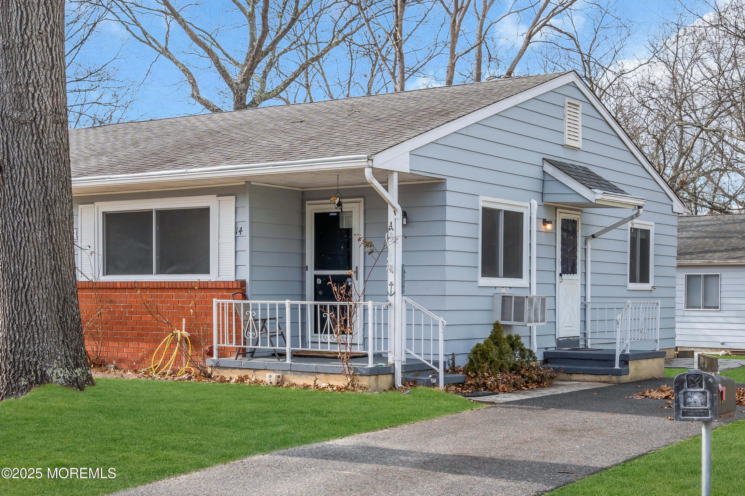 14 Nebraska Drive Whiting NJ 08759
