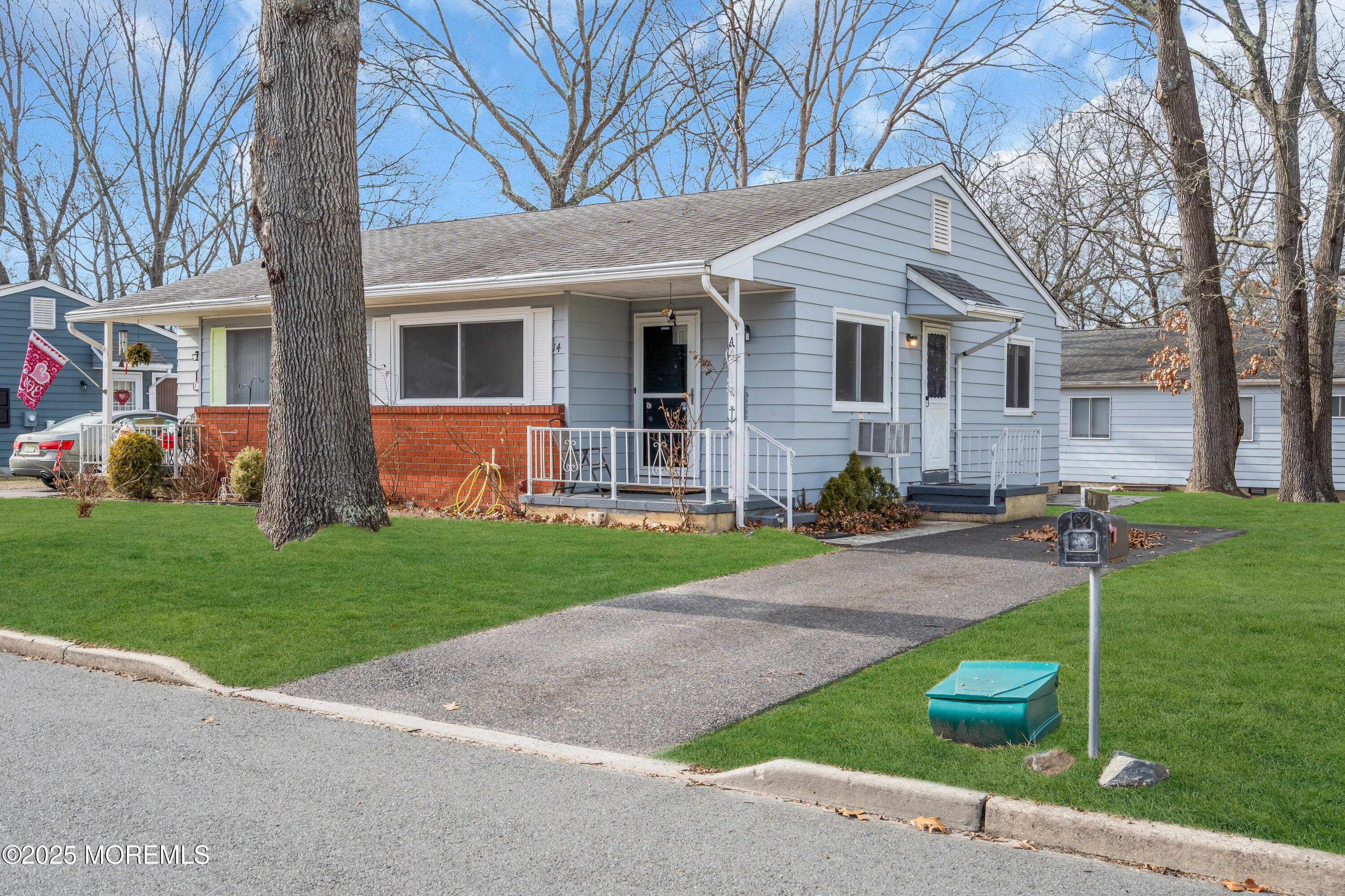 14 Nebraska Drive Whiting NJ 08759