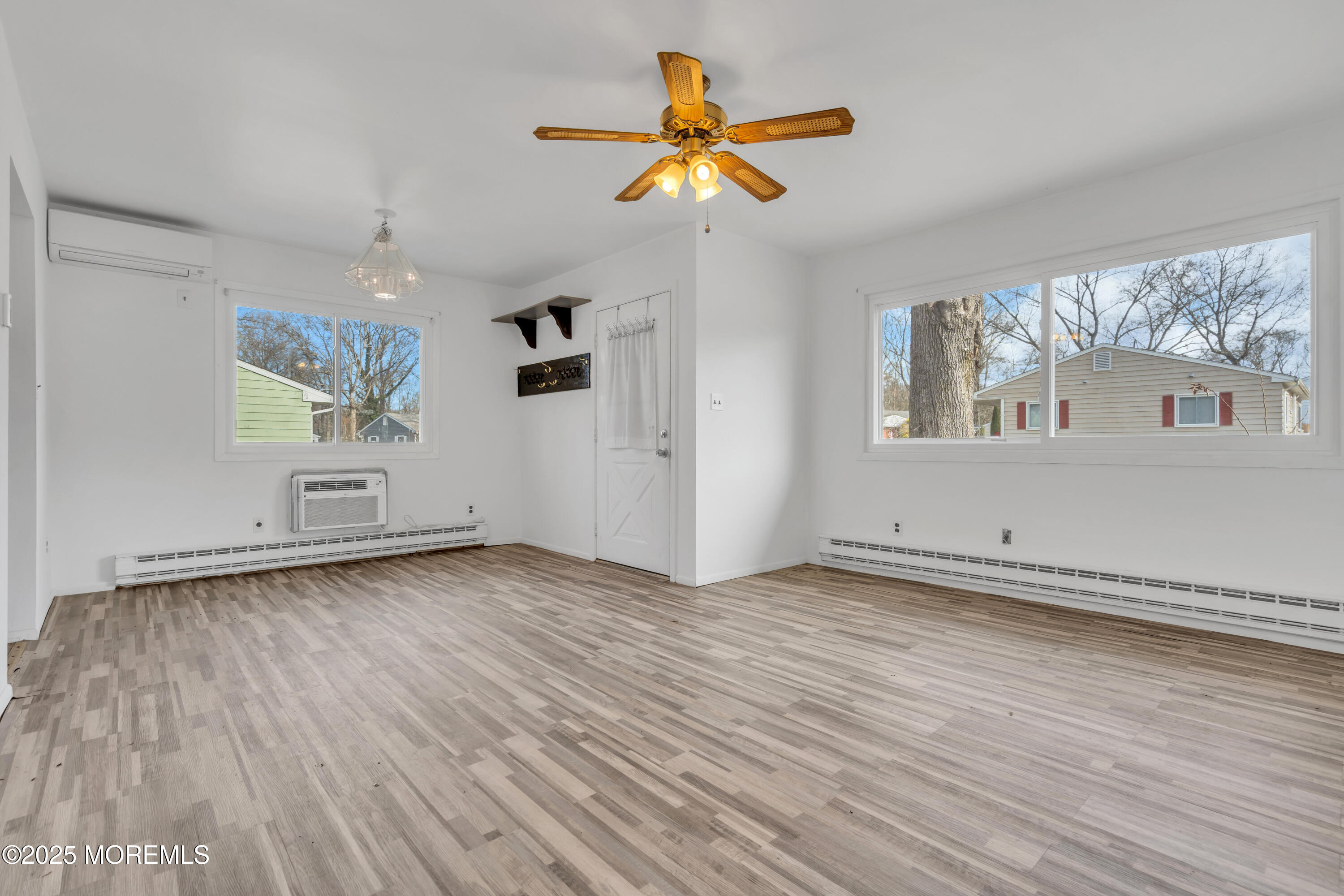 14 Nebraska Drive Whiting NJ 08759