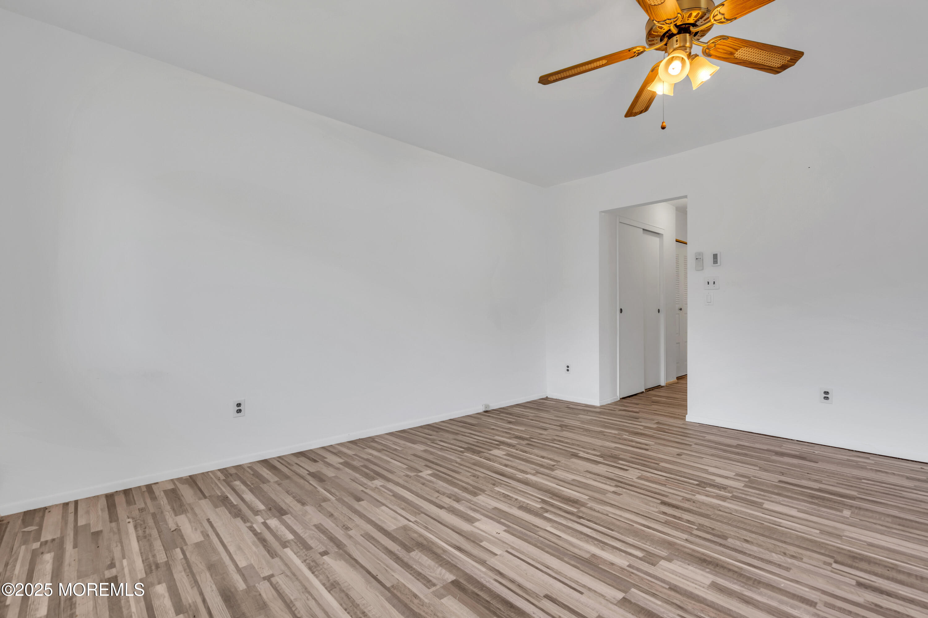14 Nebraska Drive Whiting NJ 08759