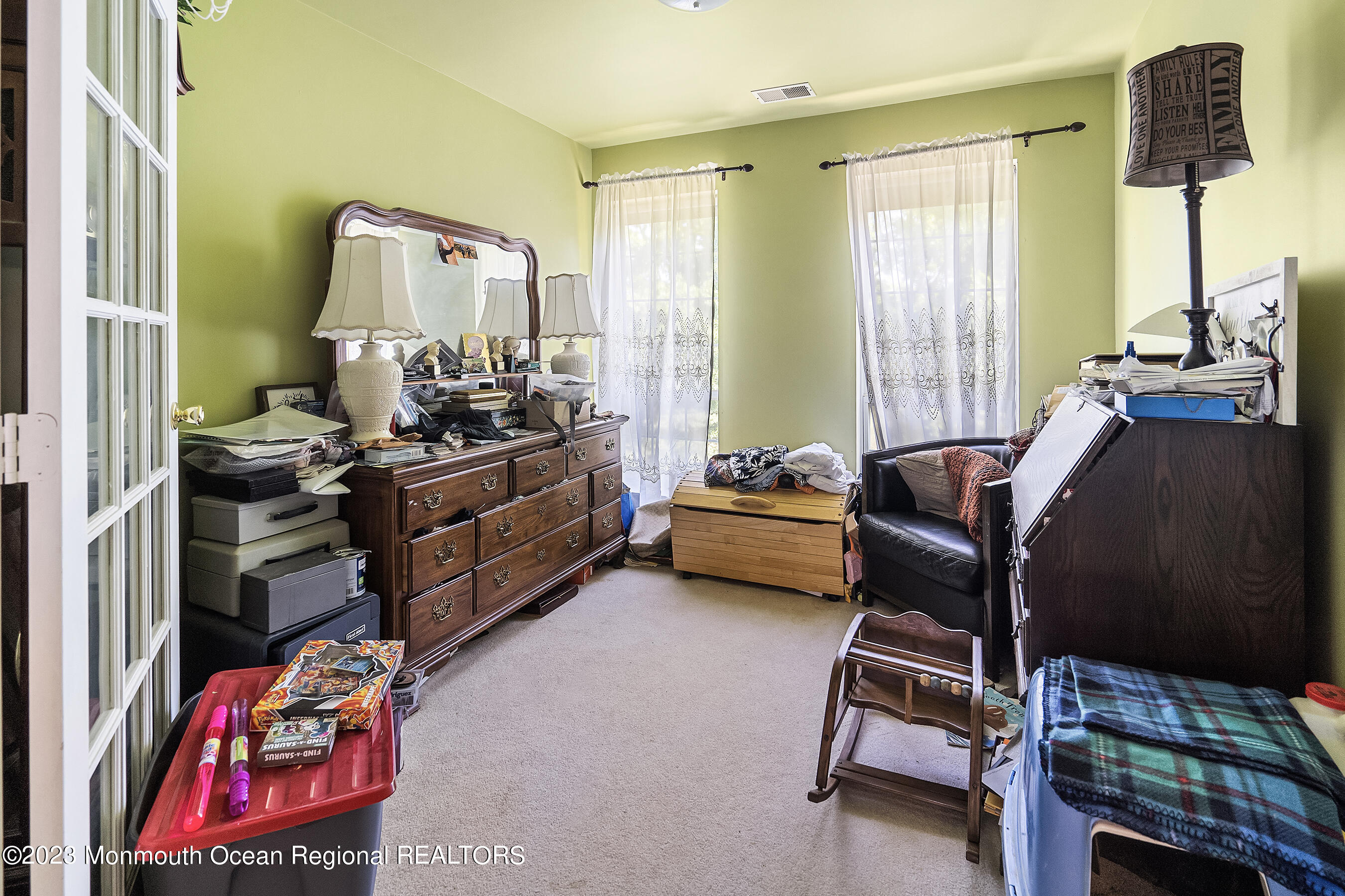 2 Twin Oaks Court Jackson NJ 08527