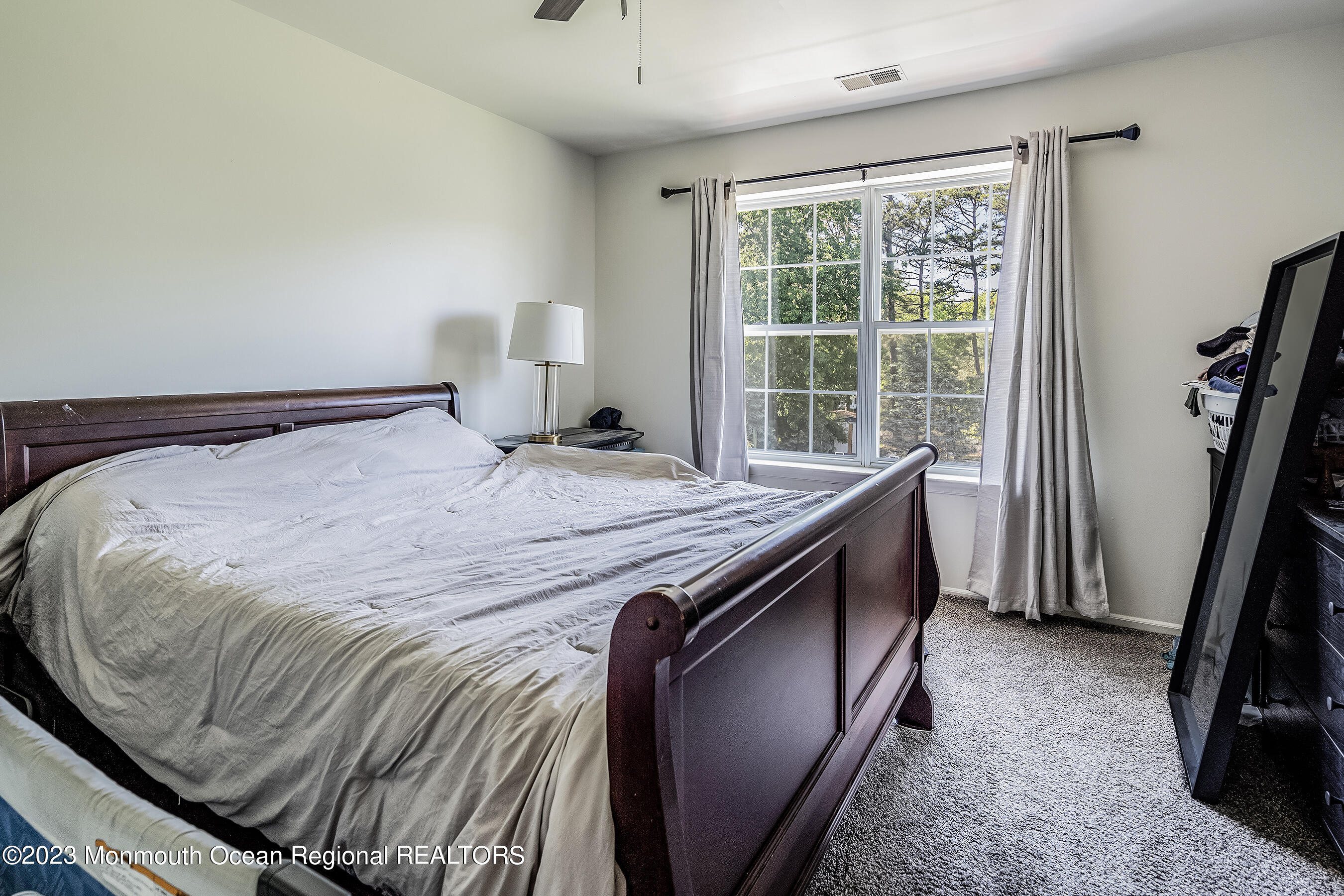 2 Twin Oaks Court Jackson NJ 08527